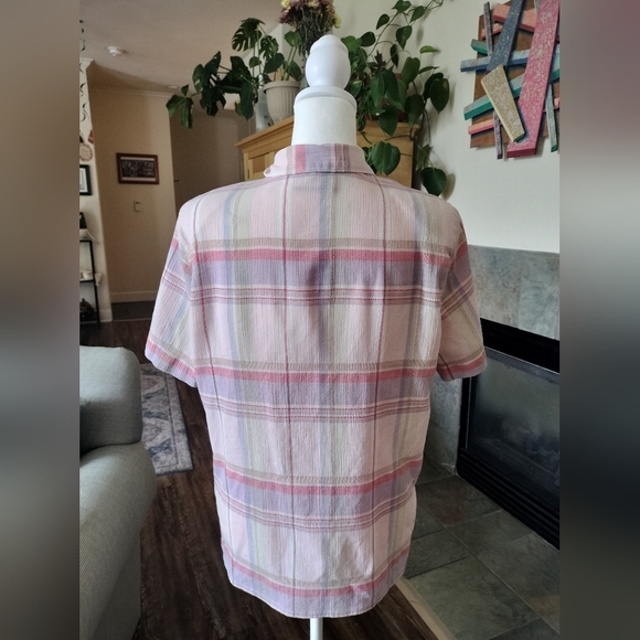Vintage Alfred Dunner Pink and White Plaid Button-Up Shirt Fantastic Condition - Picture 2 of 3